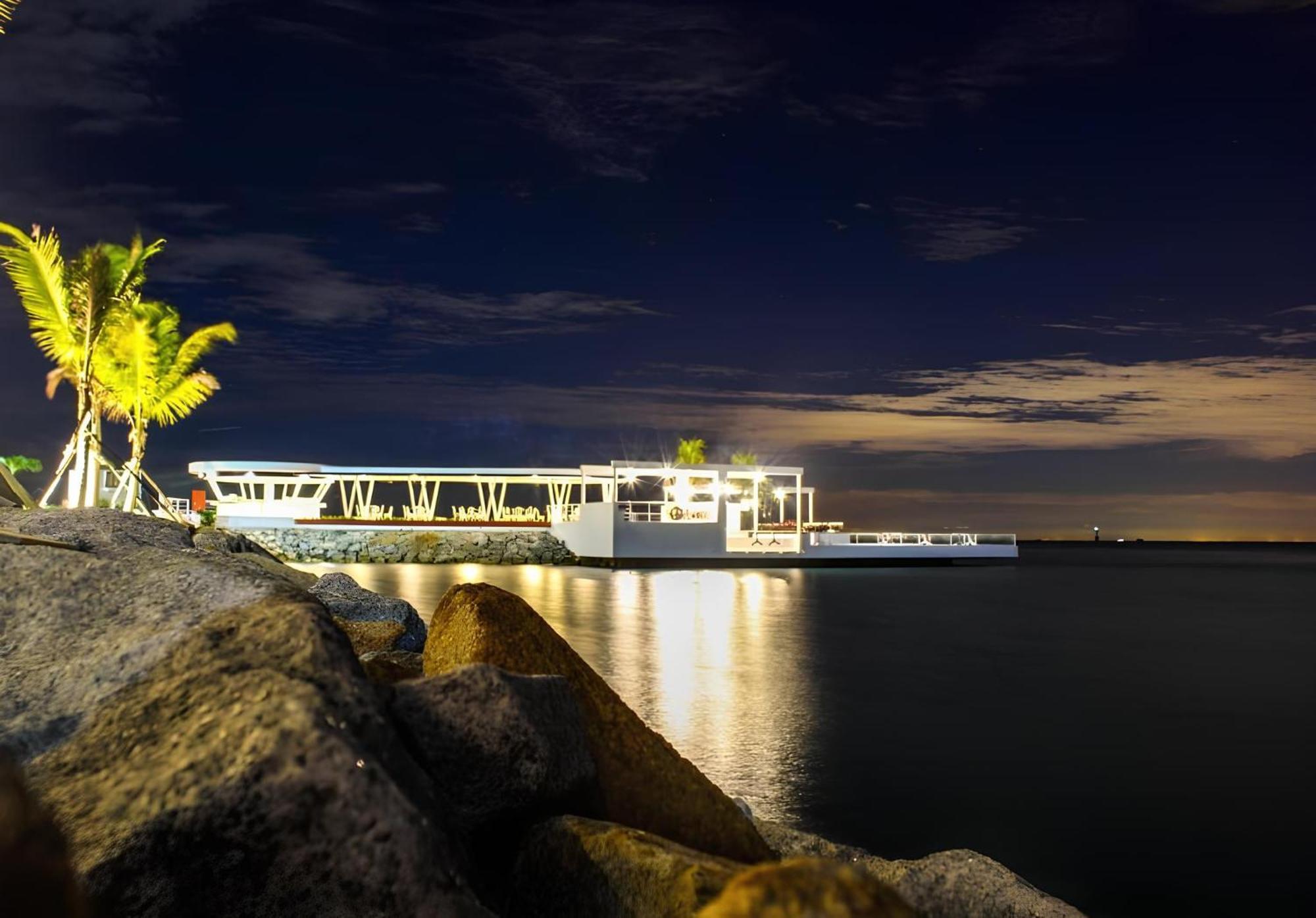Doulos Phos The Ship Hotel Lagoi Exteriör bild